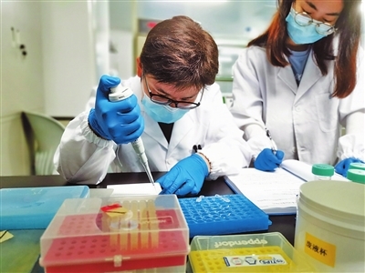 珠海特区报数字报-在疫情防控和复工复产中贡献“非公”力量